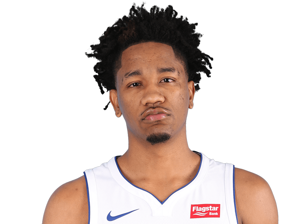 Luis Montero headshot