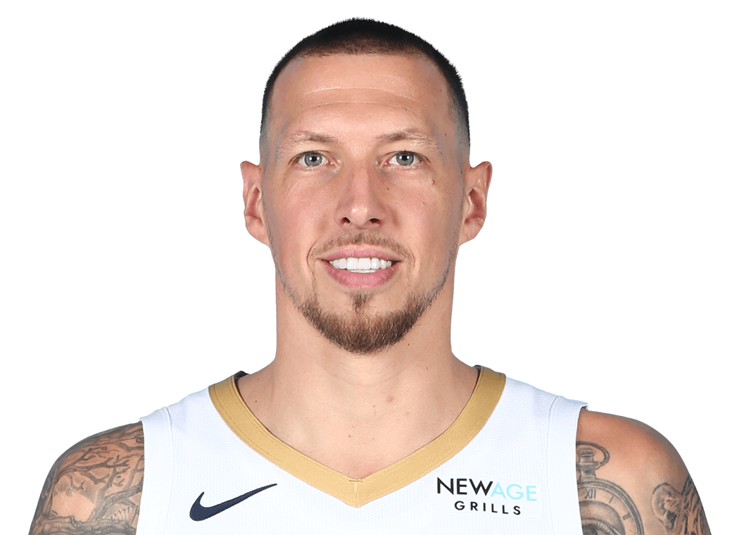 Daniel Theis headshot