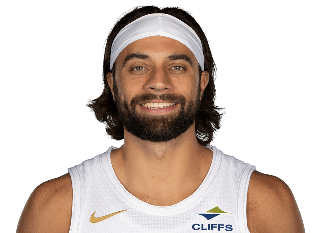 Max Strus headshot