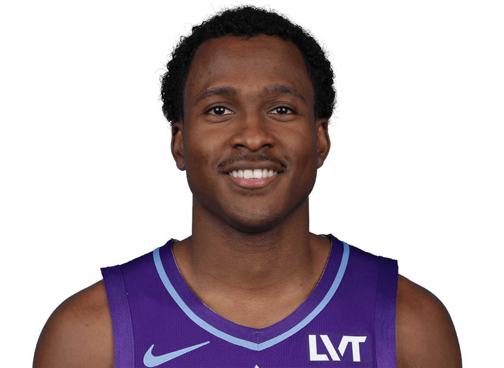 Max Abmas headshot