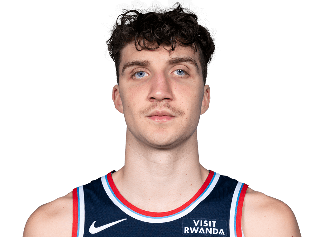 Nick Martinelli headshot