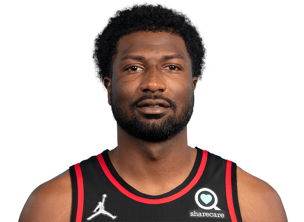 Solomon Hill headshot