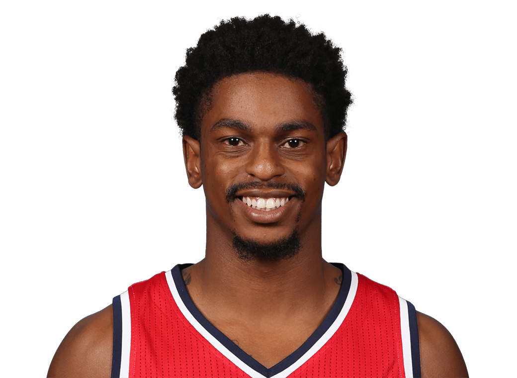 Casper Ware headshot